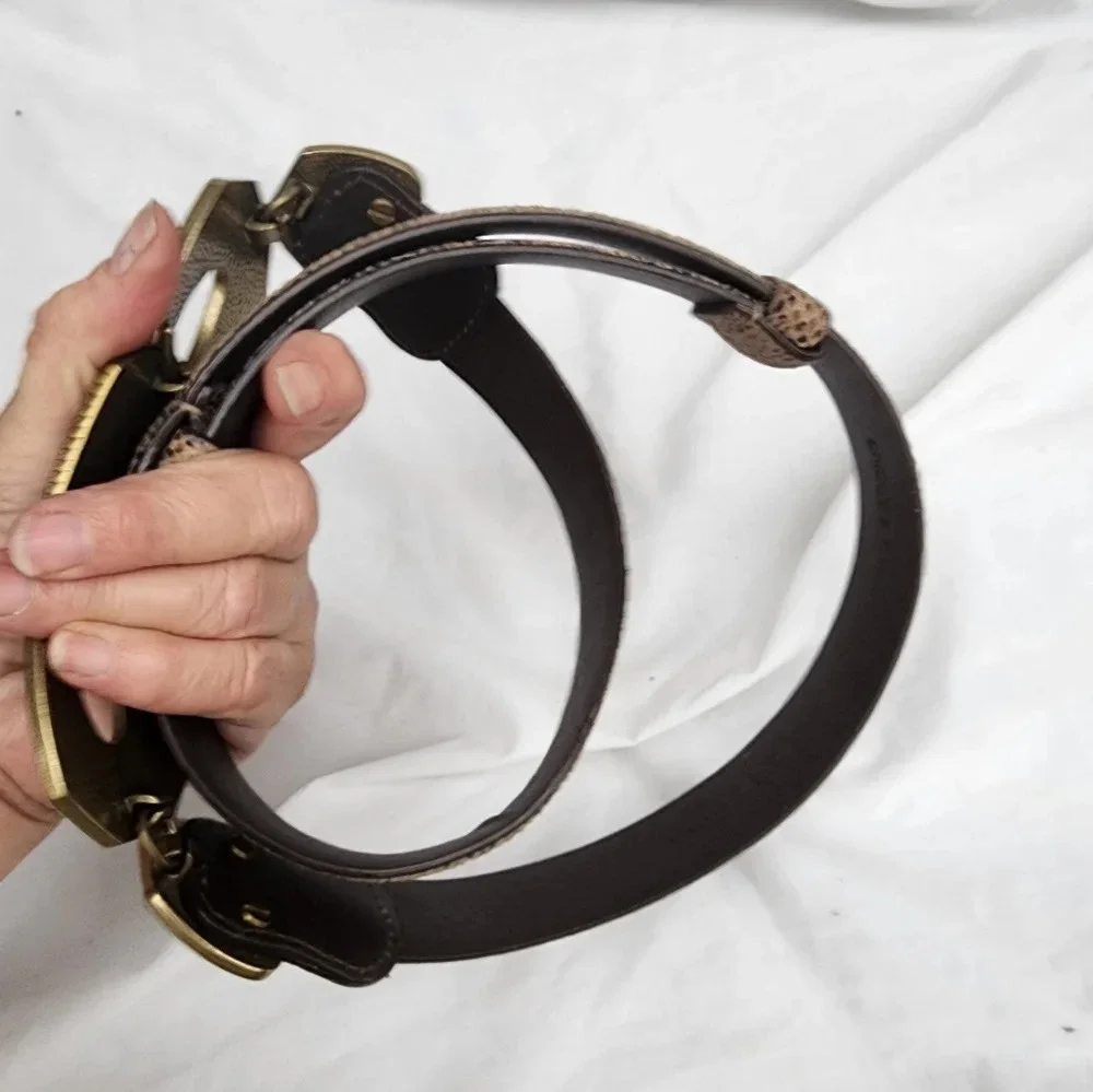 Chicos‎ Snakeskin Expandable Belt.L